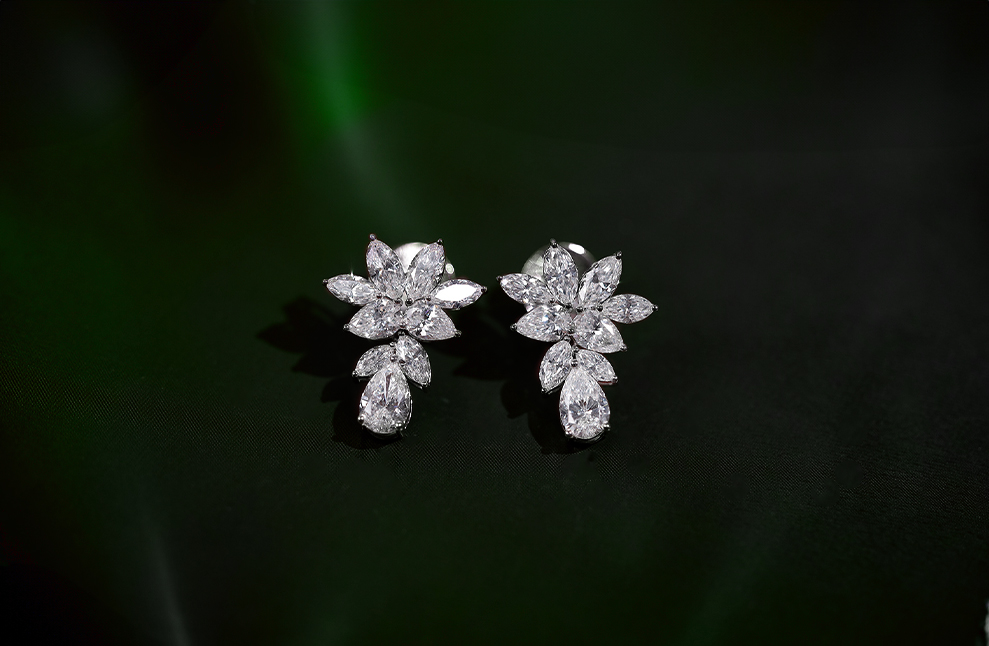 The Ultimate Guide to Lab Grown Diamond Studs: Elegance and Sustainability Combined