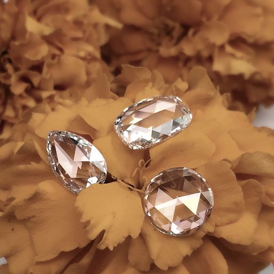 Rose Cut Diamonds vs Brilliant Cut | rose cut diamond